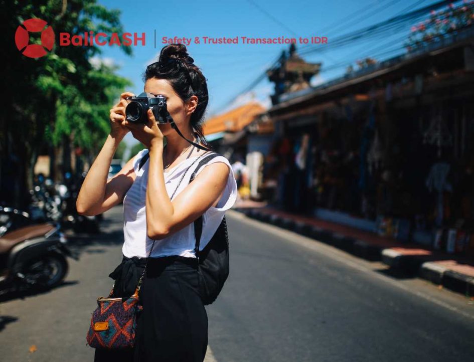 Budget Travelers in Bali